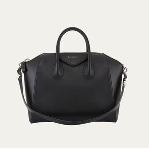 Givenchy Medium Antigona bag in grained leather